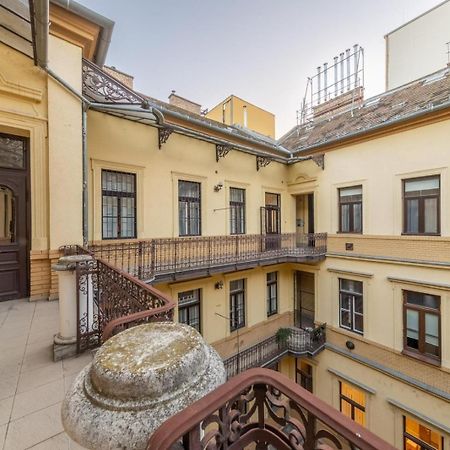 Sass Glamour Apartment Next To St Stephen Basilica S1 Budapest Exteriör bild