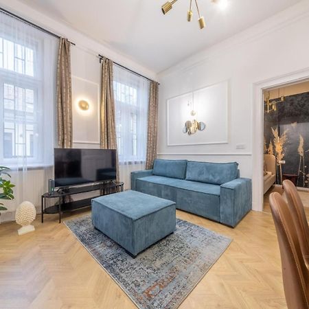 Sass Glamour Apartment Next To St Stephen Basilica S1 Budapest Exteriör bild